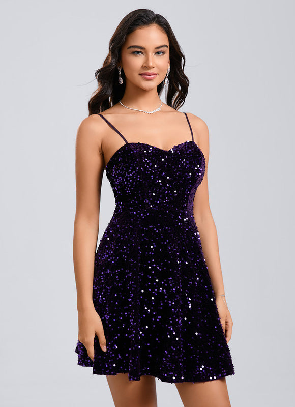 Robe Courte A Paillettes - gallery 3