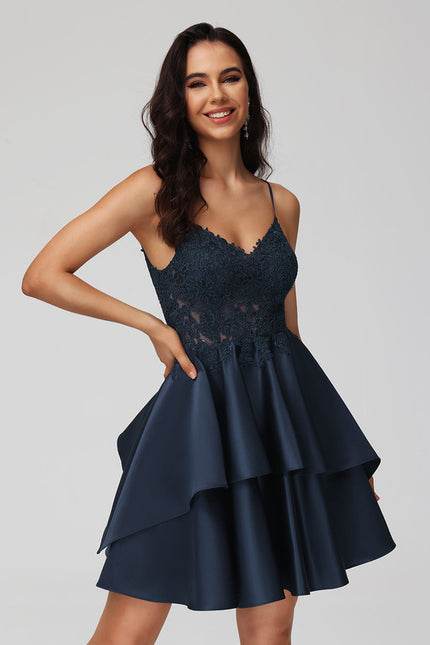 Robe Courte Élégance Nocturne - gallery 1