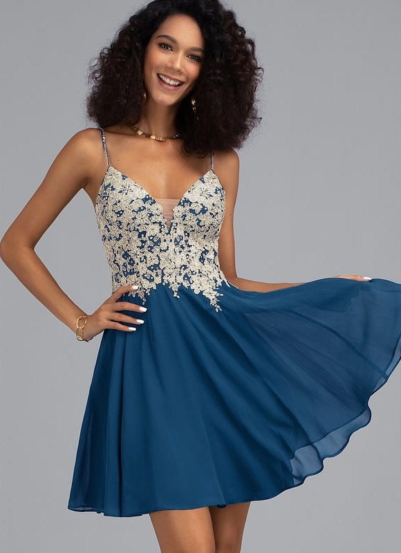 Robe Courte Vaporeuse Ornée