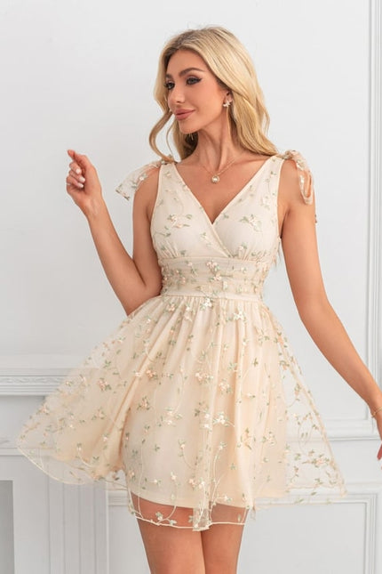 Robe Courte Tulle Beige Brodée - gallery 3
