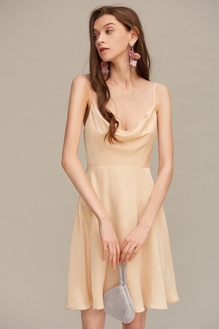 Robe Courte Col Benitier