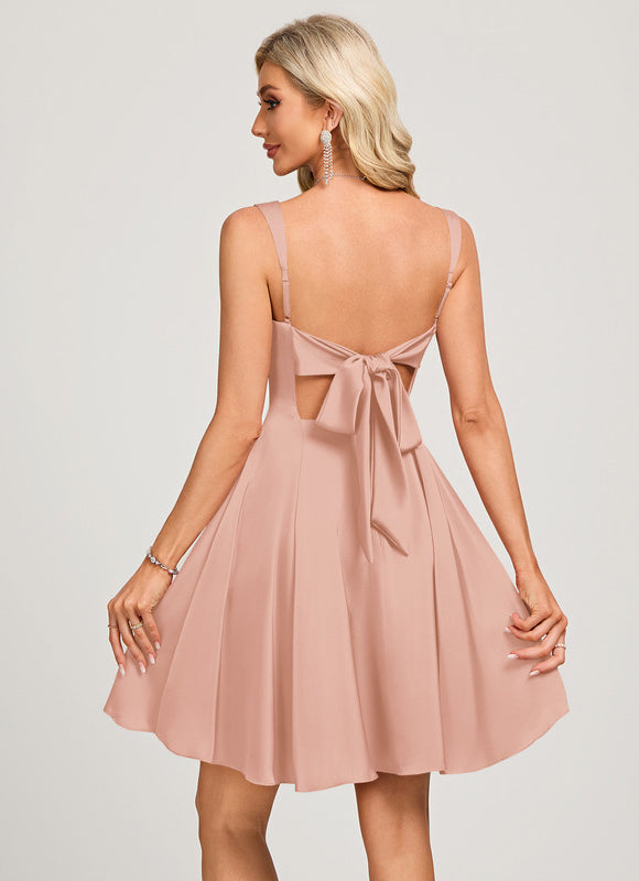 Robe Courte Trapèze Satinée - gallery 1