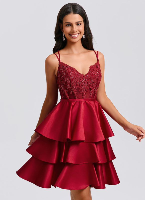 Robe Courte Satin Bordeaux À Volants - gallery 4