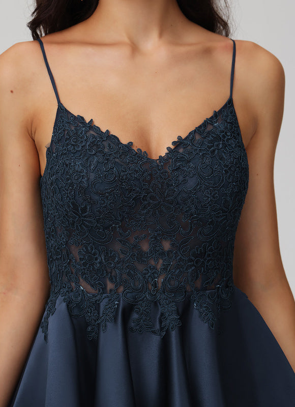 Robe Courte Élégance Nocturne - gallery 3