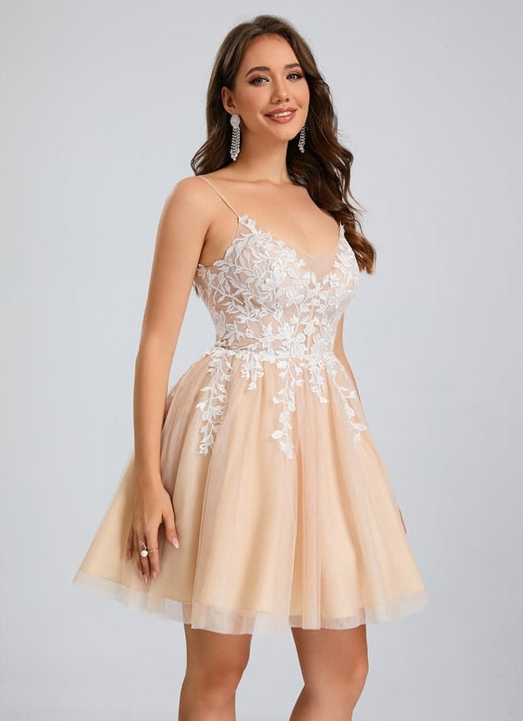Robe Courte Rose Brodée - gallery 2