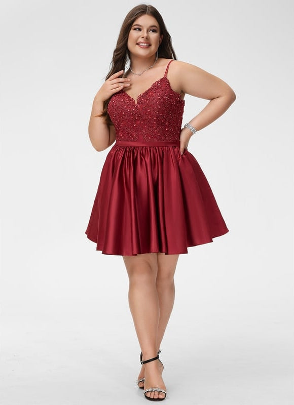 Robe Courte Satin Rouge Perles - gallery 4