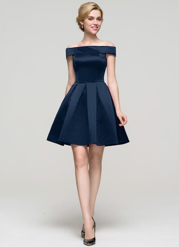 Robe Courte Satin Noire - gallery 7