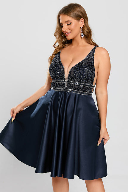 Robe Courte Satinée Marine Avec Perles - gallery 7