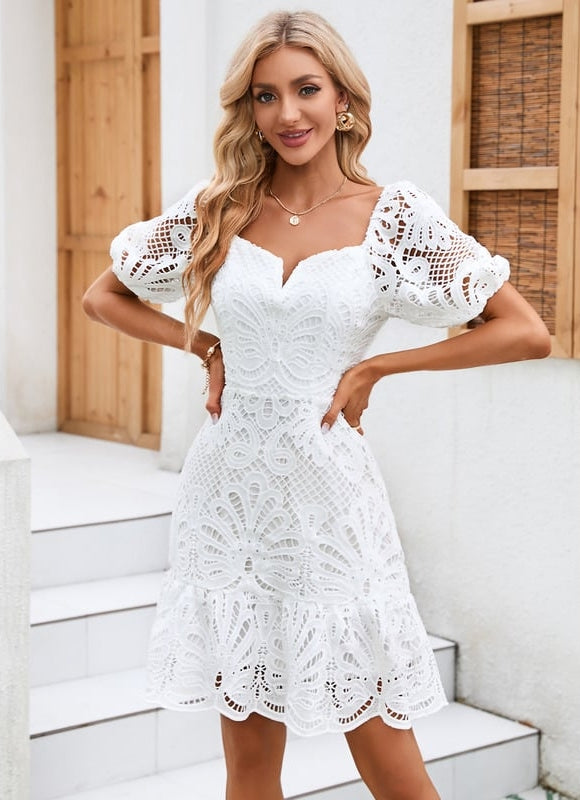Robe Courte Blanche Brodée - gallery 1
