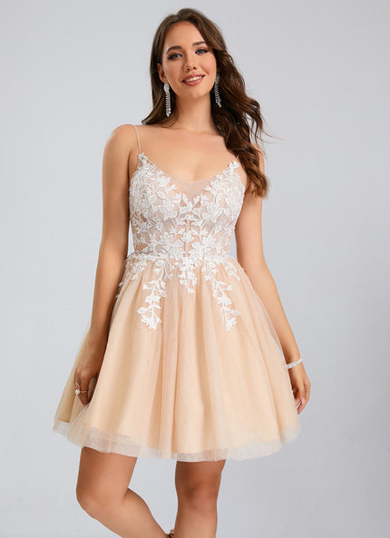 Robe Courte Rose Brodée