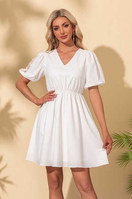 Robe Droite Courte Col V