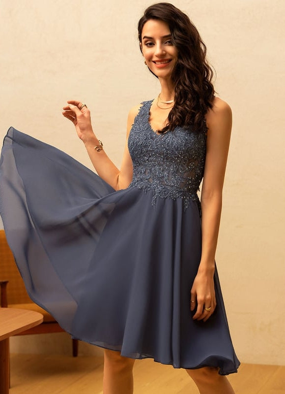 Robe Courte Vaporeuse Ornée - gallery 1