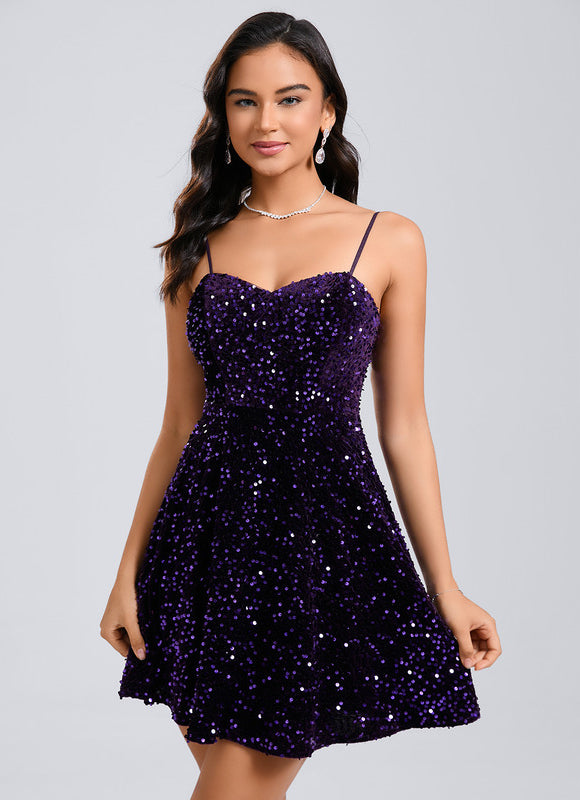 Robe Courte A Paillettes - gallery 1