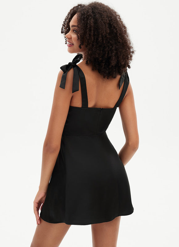 Robe Courte Satin Noire Chic - gallery 4