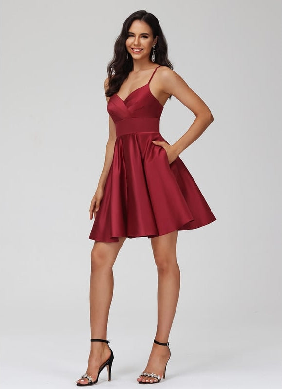 Robe Courte Satinée À Volants - gallery 6