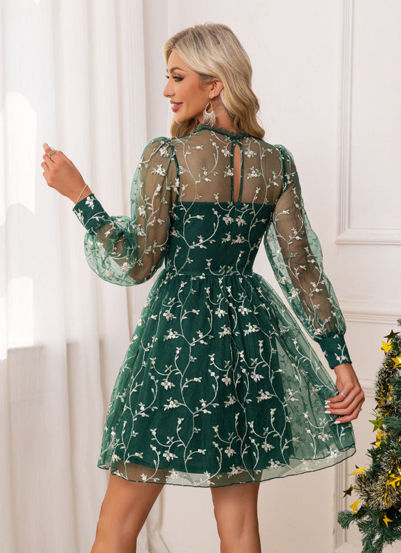 Robe Courte Avec Broderies Perforées - gallery 1