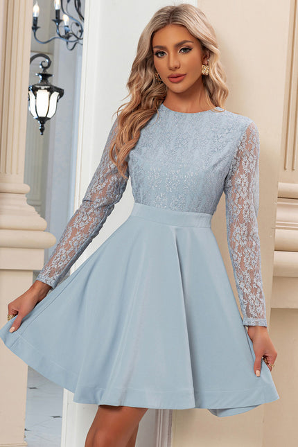 Robe Courte Évasée Manches Longues