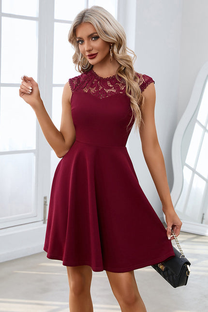 Robe Courte Bordeaux Élégante - gallery 3