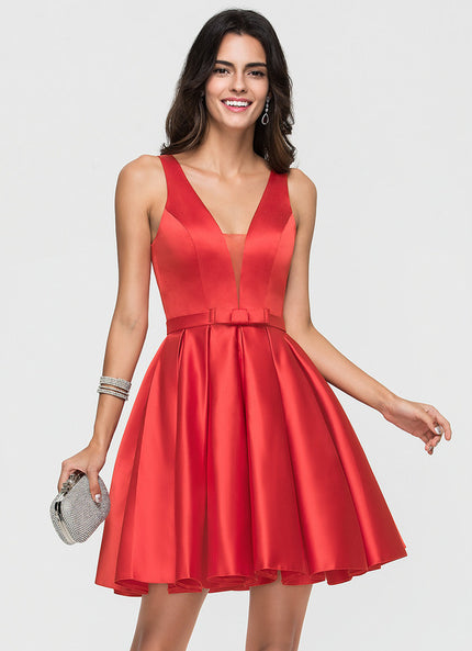 Robe Courte Col V