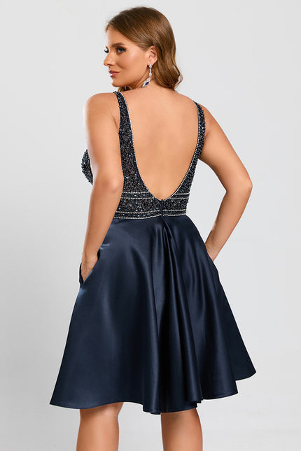 Robe Courte Satinée Marine Avec Perles - gallery 6