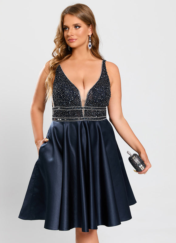 Robe Courte Satinée Marine Avec Perles - gallery 8