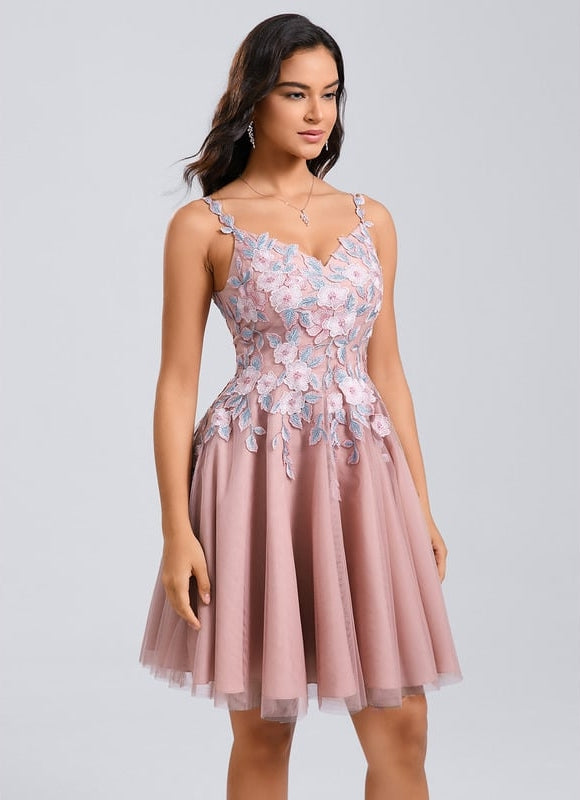 Robe Courte Rose Brodée - gallery 4
