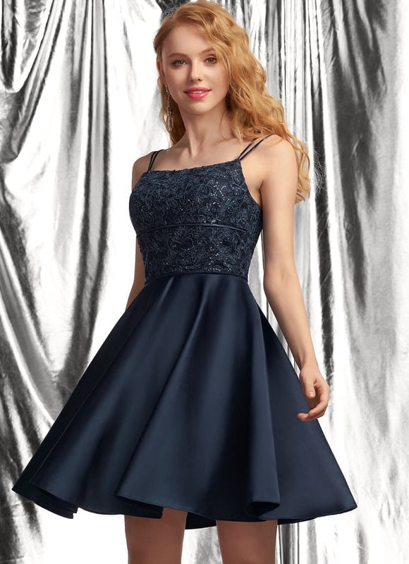 Robe Courte Rose Satinée
