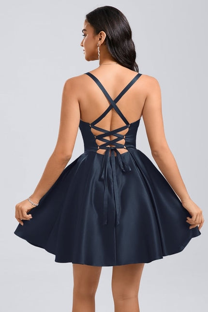 Robe Courte Satinée Évasée - gallery 1