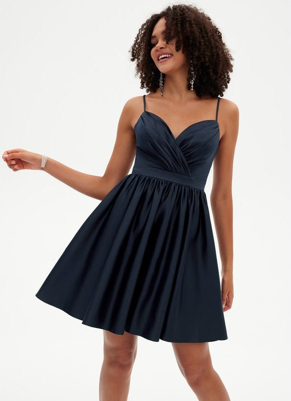 Robe Courte Satinée À Volants - gallery 3
