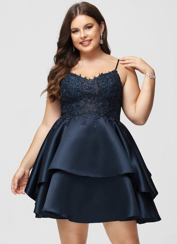 Robe Courte Élégance Nocturne - gallery 9