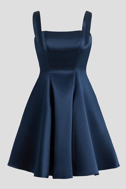 Robe Courte En Soie Chic