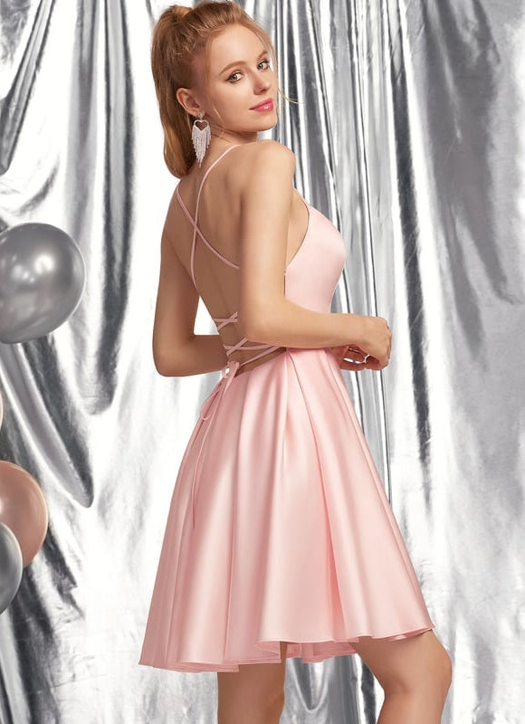 Robe Courte Rose Satinée