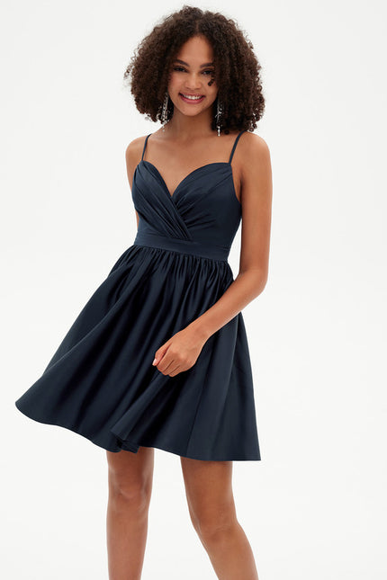 Robe Courte Satinée À Volants - gallery 5