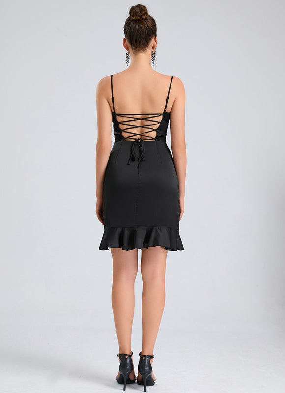 Robe Courte Satin Noir À Volants - gallery 1