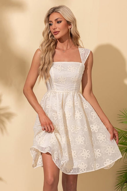 Robe Courte Brodée Blanche - gallery 4