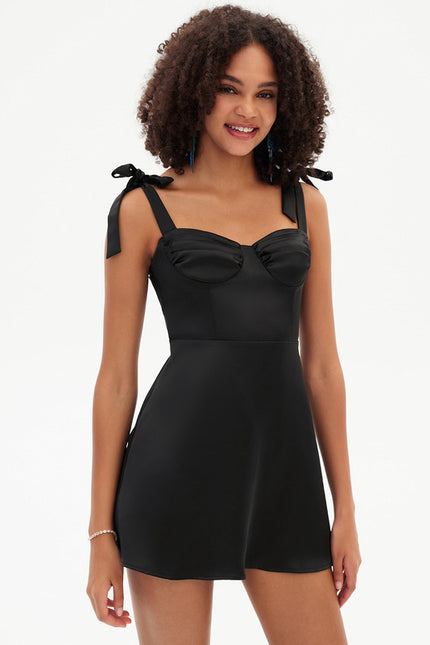 Robe Courte Satin Noire Chic - gallery 5