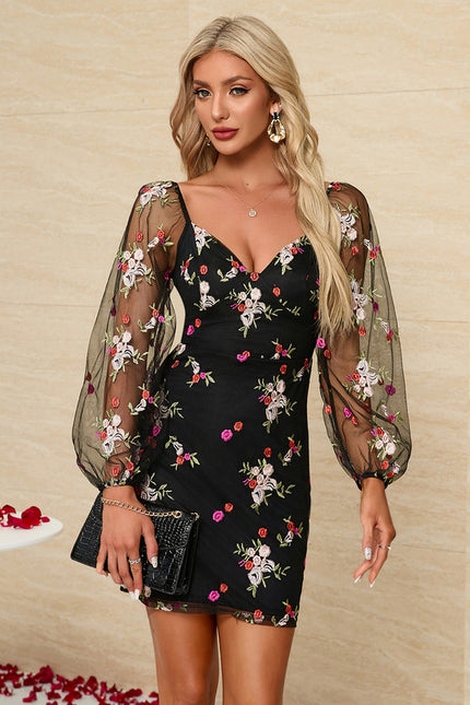 Robe Courte Brodée Transparente - gallery 4