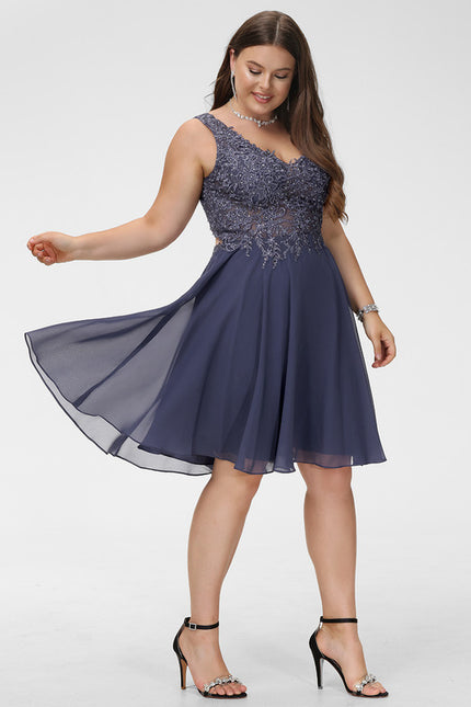 Robe Courte Encolure Ajourée - gallery 9