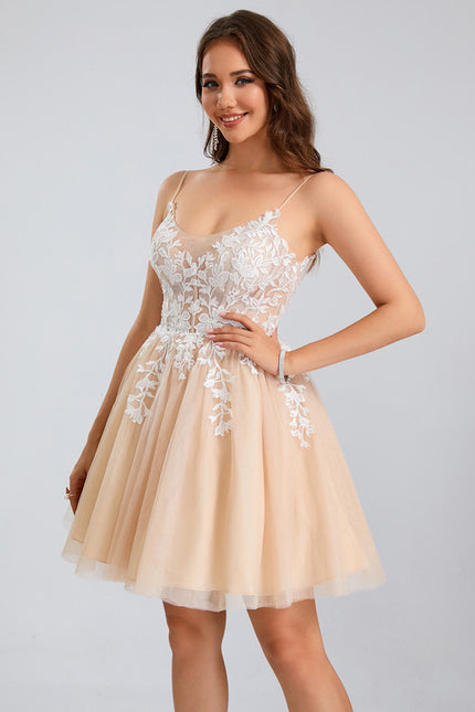 Robe Courte Rose Brodée - gallery 3