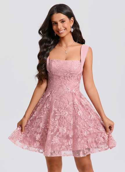 Robe Courte Avec Jupon