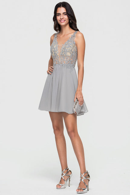 Robe Courte Courte Grise Ornée - gallery 3