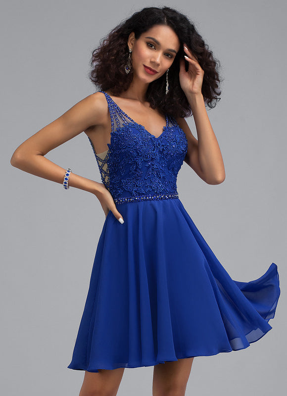 Robe Courte Vaporeuse Ornée