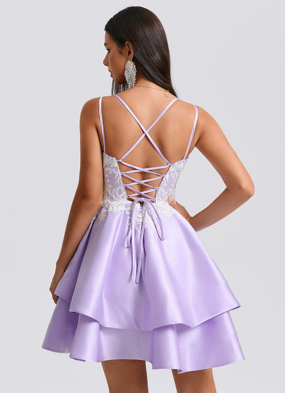 Robe Courte Lilas Élégante - gallery 1