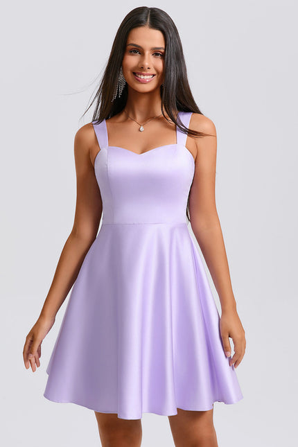 Robe Courte Lilas Ajustée