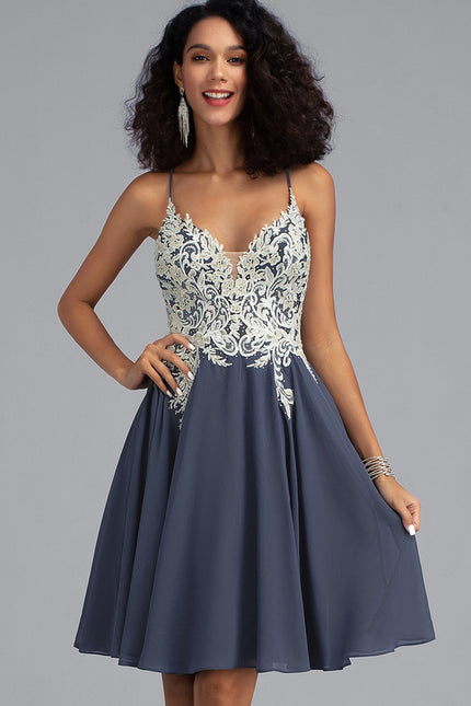 Robe Courte Évasée Brodée