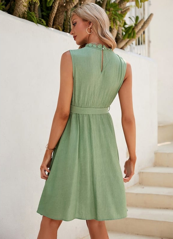 Robe Courte Verte Délicate - gallery 4