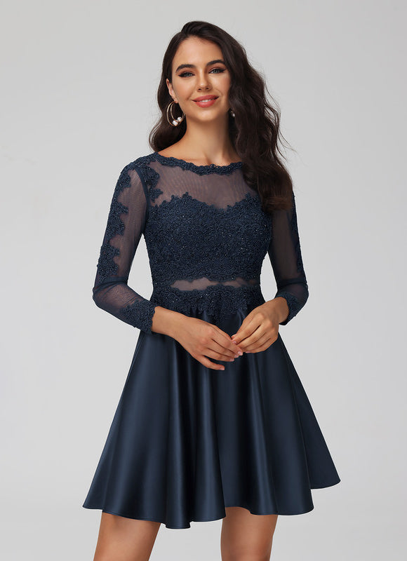 Robe Courte Satin Marine Élégante - gallery 6