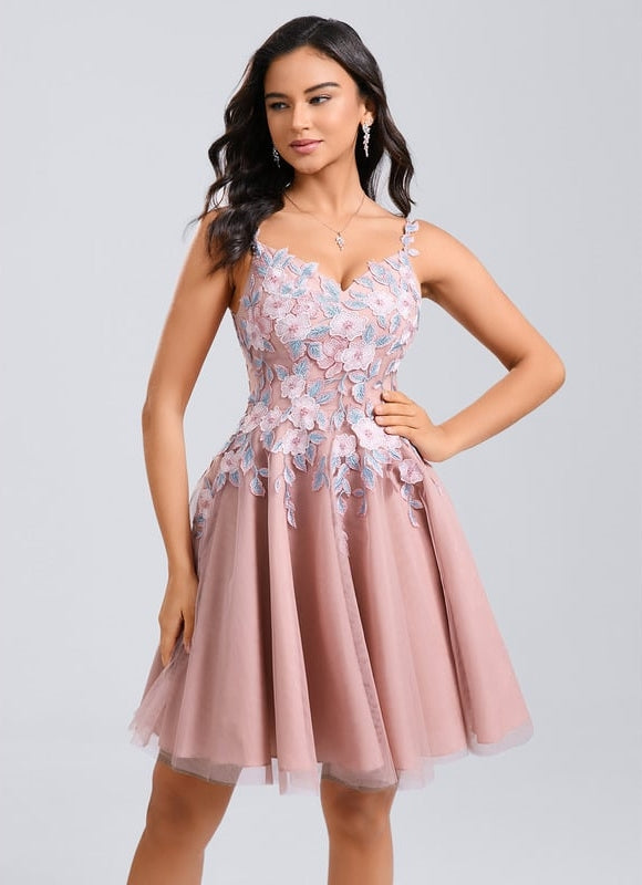 Robe Courte Rose Brodée - gallery 2
